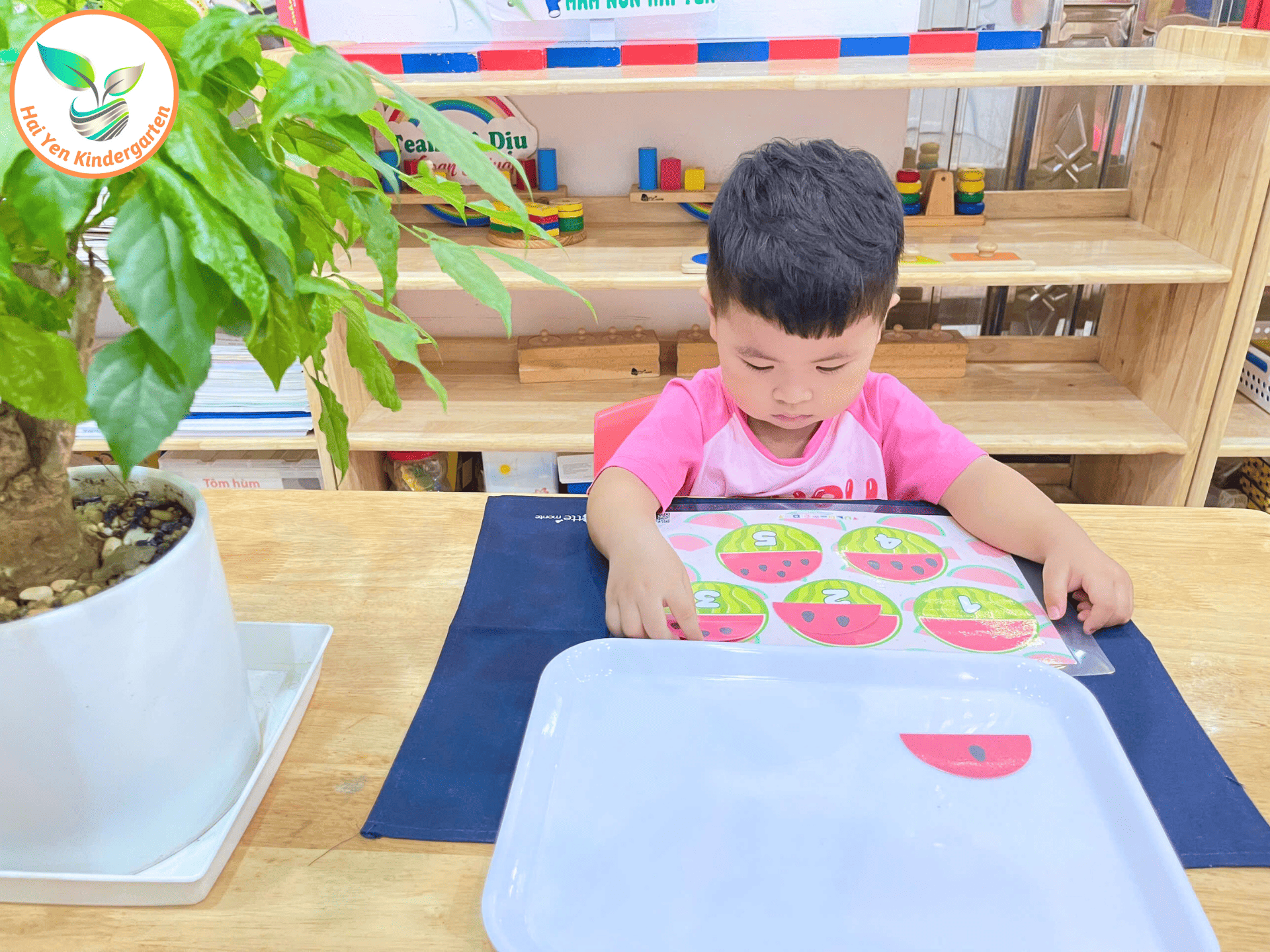 BÉ LÀM QUEN VỚI SỐ ĐẾM – BƯỚC ĐẦU KHÁM PHÁ THẾ GIỚI TOÁN HỌC - Mầm Non Hải Yến - Trương Định