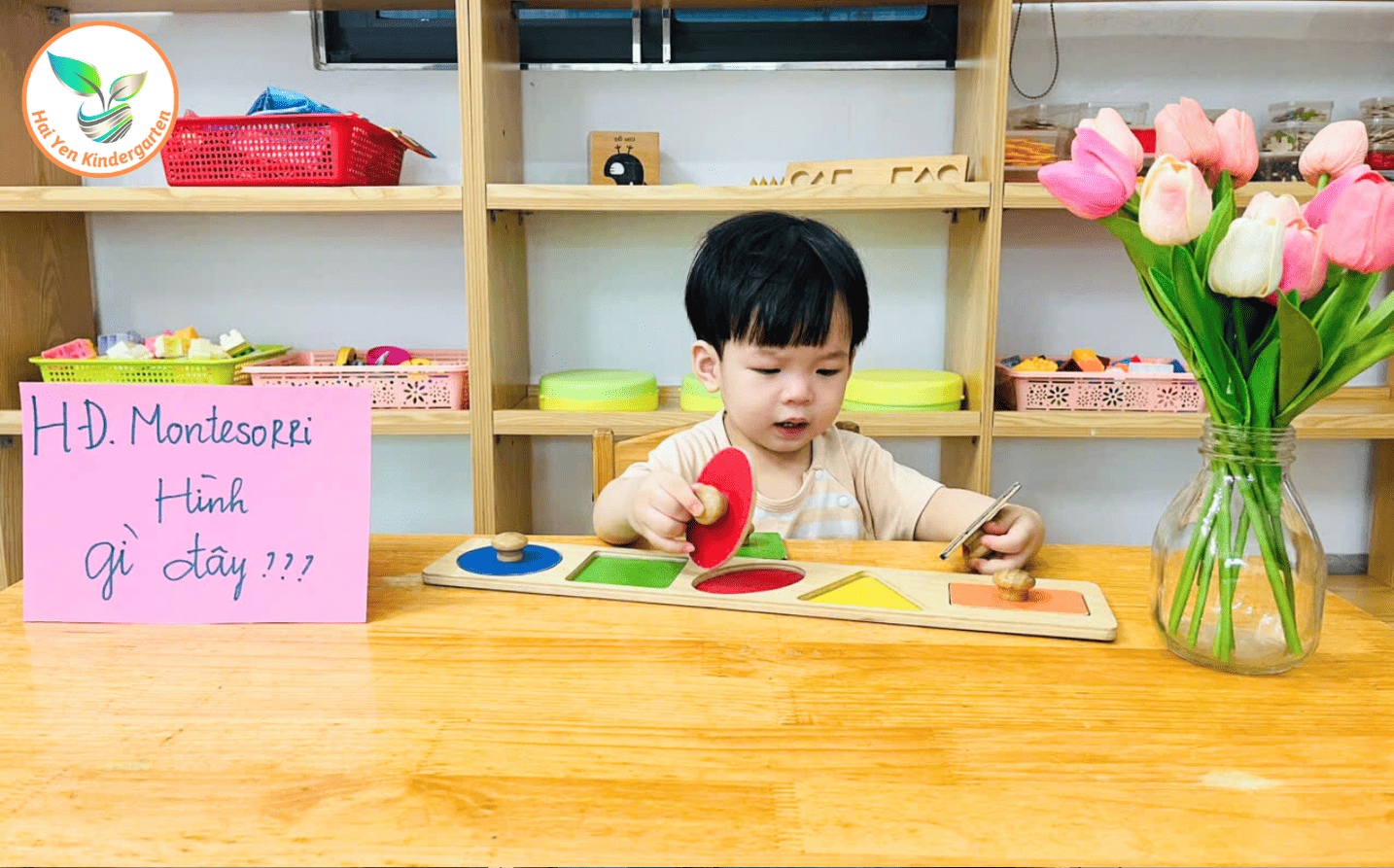 HÌNH GÌ ĐÂY? – BÉ CÙNG LÀM QUEN VỚI HÌNH HỌC - Mầm Non Hải Yến - Trương Định