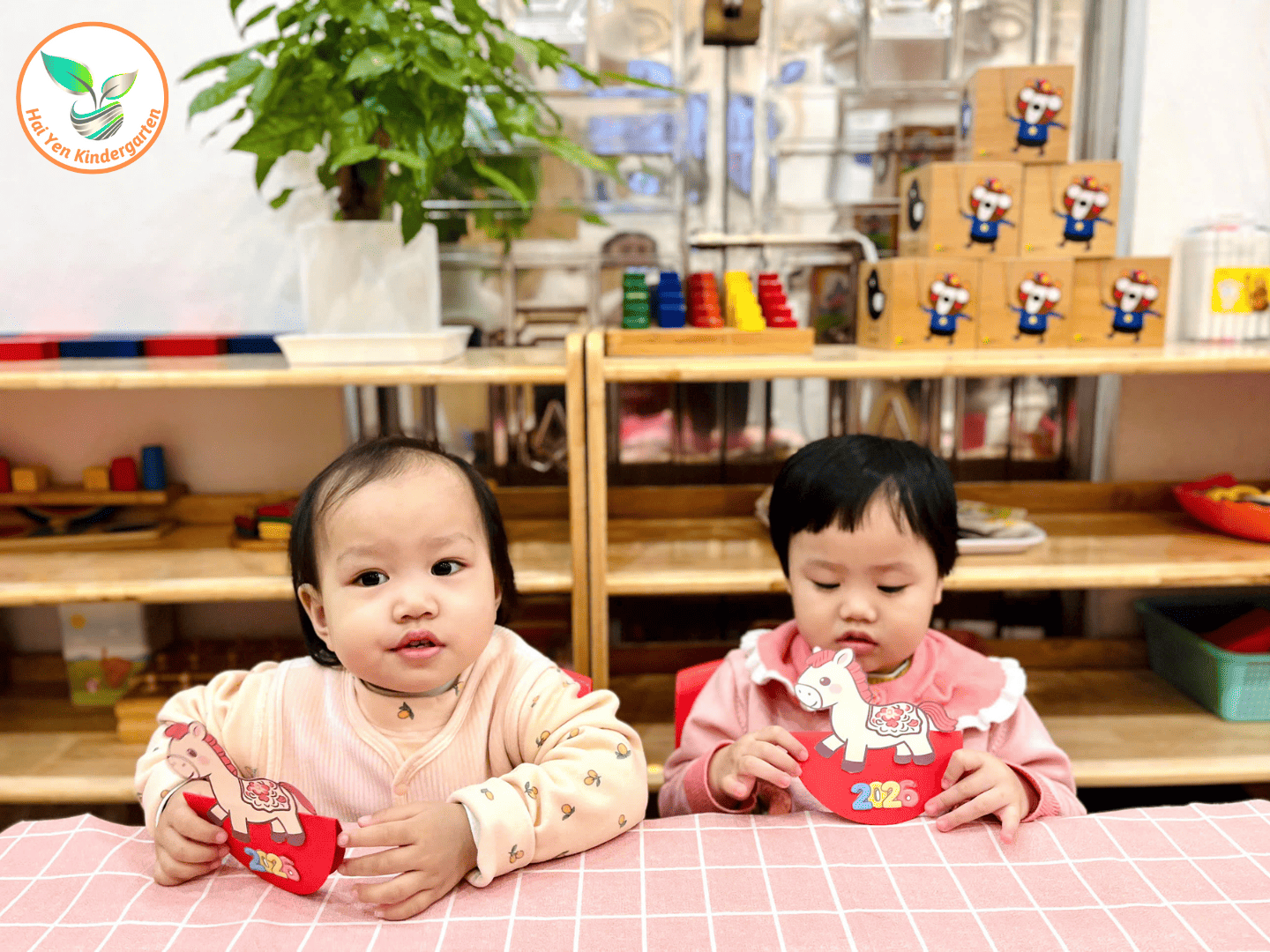 CHIẾC XÍCH ĐU NHỎ – LỜI CHÀO NĂM MỚI TỪ ĐÔI TAY BÉ CHIẾC XÍCH ĐU NHỎ – LỜI CHÀO NĂM MỚI TỪ ĐÔI TAY BÉ - Mầm Non Hải Yến - Trương Định