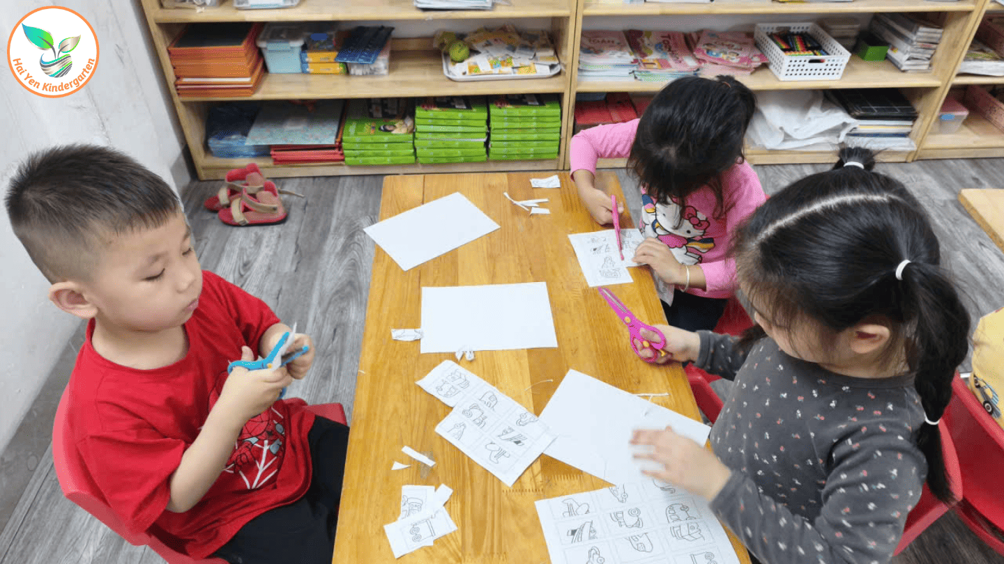 KHÁM PHÁ THẾ GIỚI GIAO THÔNG – HỌC MÀ CHƠI, CHƠI MÀ HỌC - Mầm Non Hải Yến - Trương Định