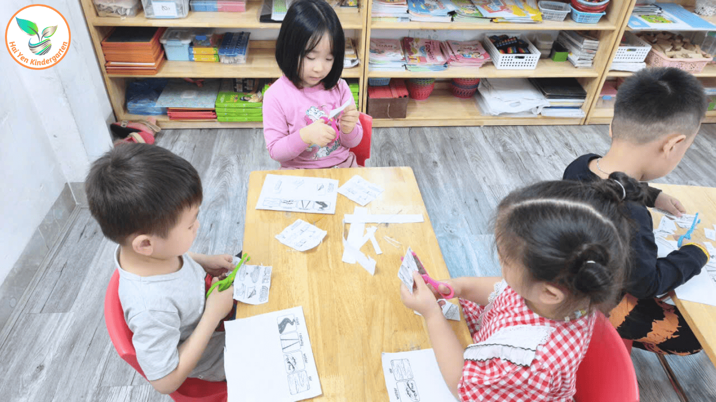 KHÁM PHÁ THẾ GIỚI GIAO THÔNG – HỌC MÀ CHƠI, CHƠI MÀ HỌC - Mầm Non Hải Yến - Trương Định