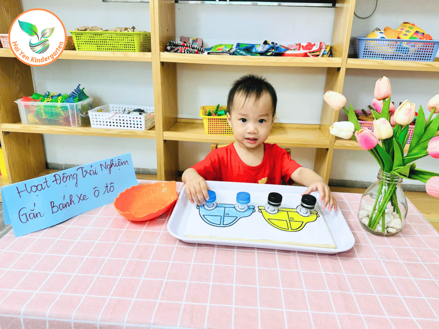 TRẢI NGHIỆM THÚ VỊ: “GẮN BÁNH XE Ô TÔ” CÙNG CÁC BÉ TRẢI NGHIỆM THÚ VỊ: “GẮN BÁNH XE Ô TÔ” CÙNG CÁC BÉ - Mầm Non Hải Yến - Trương Định