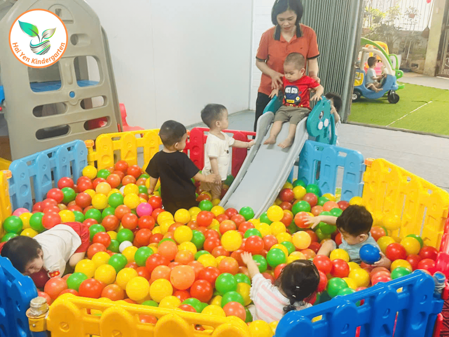 HOẠT ĐỘNG VUI CHƠI – NIỀM VUI MỖI NGÀY CỦA CÁC BÉ - Mầm Non Hải Yến - Trương Định