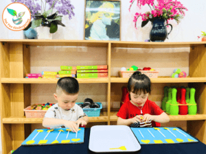 NHẬN BIẾT VÀ GHÉP CẶP HÌNH HỌC CƠ BẢN - Mầm Non Hải Yến - Trương Định